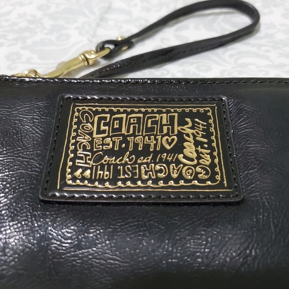 Coach clutch - Picture 2 of 2